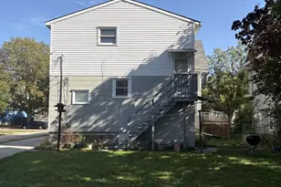 1174 Cherry St, Green Bay, WI 54301 - Photo 5