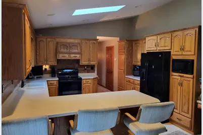 3810 Nicolet Drive, Green Bay, WI 54311 - Photo 9