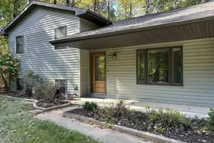 3356 Spur Ln, Suamico, WI 54313 - Photo 3