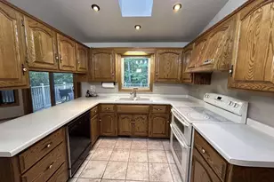 3356 Spur Ln, Suamico, WI 54313 - Photo 13