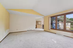 1442 Baytree Ln, Neenah, WI 54956 - Photo 13