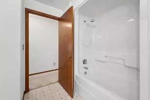 1442 Baytree Ln, Neenah, WI 54956 - Photo 25