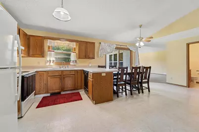 1442 Baytree Lane, Neenah, WI 54956 - Photo 5