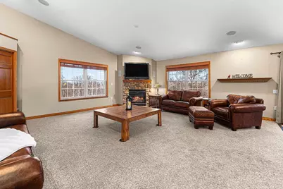 W144N10968 Fond Du Lac Avenue, Germantown, WI 53022 - Photo 5