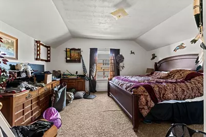 457 W 12th Avenue, Oshkosh, WI 54902 - Photo 11
