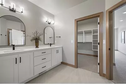 1629 N Honeysuckle Circle, De Pere, WI 54115 - Photo 31