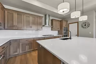 1629 N Honeysuckle Circle, De Pere, WI 54115 - Photo 17