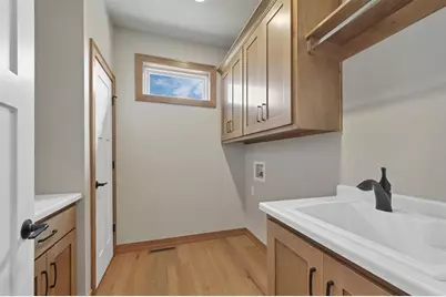 1629 N Honeysuckle Circle, De Pere, WI 54115 - Photo 37