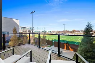 1110 Brookwood Dr, Ashwaubenon, WI 54304 - Photo 3