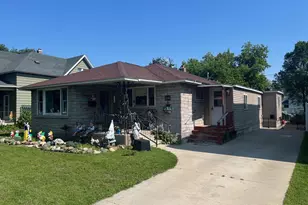 816 Main St, Marinette, WI 54143 - Photo 5