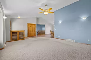 W1878 Hillside Dr, Pulaski, WI 54162 - Photo 17