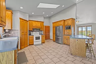 W1878 Hillside Dr, Pulaski, WI 54162 - Photo 23