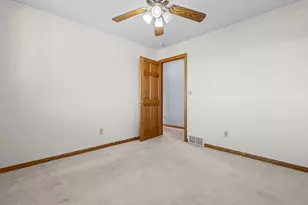 W1878 Hillside Dr, Pulaski, WI 54162 - Photo 33