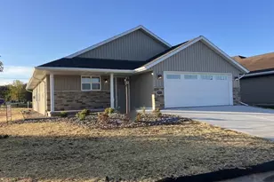 3876 Meunier Ln, Green Bay, WI 54311 - Photo 1