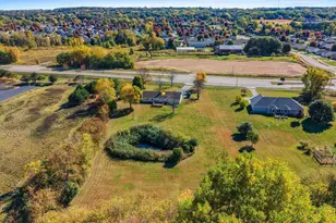 3910 Monroe Rd, De Pere, WI 54115 - Photo 53