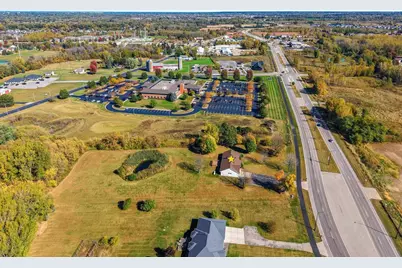 3910 Monroe Road, De Pere, WI 54115 - Photo 55