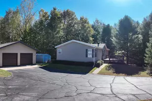 6886 S Chase Rd, Little Suamico, WI 54171 - Photo 41