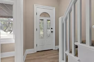 110 W 17th Ave, Oshkosh, WI 54902 - Photo 17