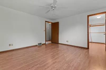 634 E Walnut Place, Sturgeon Bay, WI 54235 - Photo 19