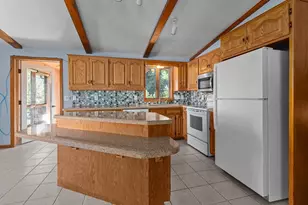 634 E Walnut Pl, Sturgeon Bay, WI 54235 - Photo 11