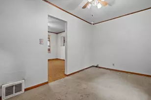 1825 Minnesota St, Oshkosh, WI 54902 - Photo 9