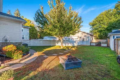 664 Evans Street, Oshkosh, WI 54901 - Photo 23