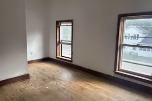 543 Jackson St, Oshkosh, WI 54901 - Photo 5