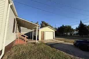 1717 23rd Ave, Menominee, MI 49858 - Photo 5