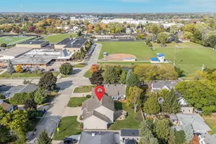 1606 S Carver Ln, Appleton, WI 54914 - Photo 11