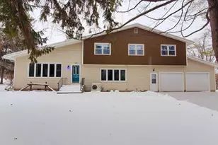 N4574 Broadway St, New London, WI 54961 - Photo 1