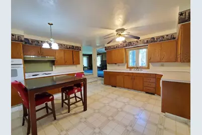 N4574 Broadway Street, New London, WI 54961 - Photo 25