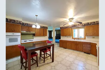 N4574 Broadway Street, New London, WI 54961 - Photo 17