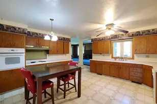 N4574 Broadway St, New London, WI 54961 - Photo 17