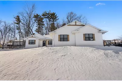 1093 Stordeur Drive, Green Bay, WI 54313 - Photo 3