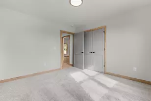 1093 Stordeur Dr, Green Bay, WI 54313 - Photo 33