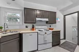 364 Amory St, Fond du Lac, WI 54935 - Photo 9