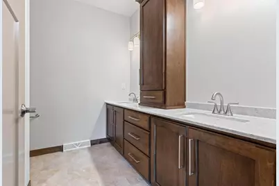 363 Battery Avenue, De Pere, WI 54115 - Photo 23