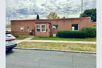 502 S 29th Street, Manitowoc, WI 54220 - Photo 1