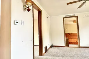 502 S 29th St, Manitowoc, WI 54220 - Photo 7