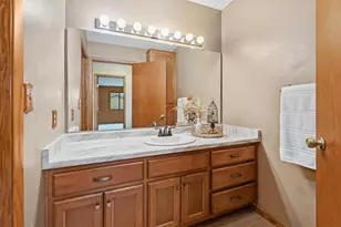 1505 N Bay Highlands Dr, Green Bay, WI 54311 - Photo 27