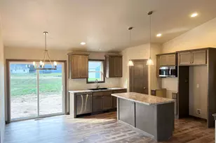 1236 W Thorn Crk Dr, Hilbert, WI 54129 - Photo 5