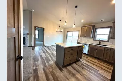 1302 W Thorn Creek Drive, Hilbert, WI 54129 - Photo 5