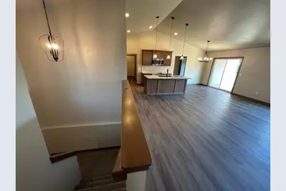 1316 W Thorn Creek Drive, Hilbert, WI 54129 - Photo 5