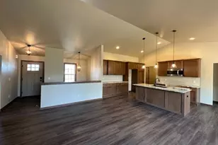 1316 W Thorn Crk Dr, Hilbert, WI 54129 - Photo 5