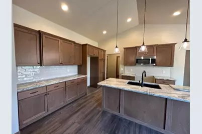 1316 W Thorn Creek Drive, Hilbert, WI 54129 - Photo 3