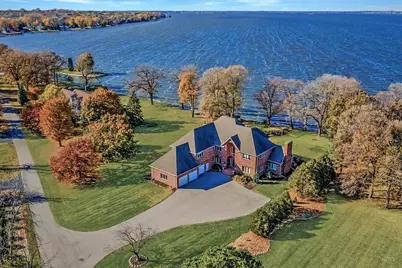 3050 Waldwic Lane, Oshkosh, WI 54904 - Photo 1