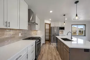 115 Theunis Dr, Wrightstown, WI 54180 - Photo 13