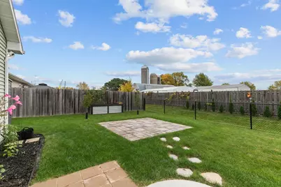 N9074 Papermaker, Menasha, WI 54952 - Photo 41