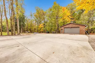 W2872 Cindy Ct, Seymour, WI 54165 - Photo 41