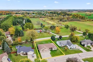 226 Killdeer Ave, Campbellsport, WI 53010 - Photo 39